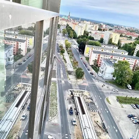 Hanza Tower 23 Pool & Jacussi & Sauna & Pool Appartamento